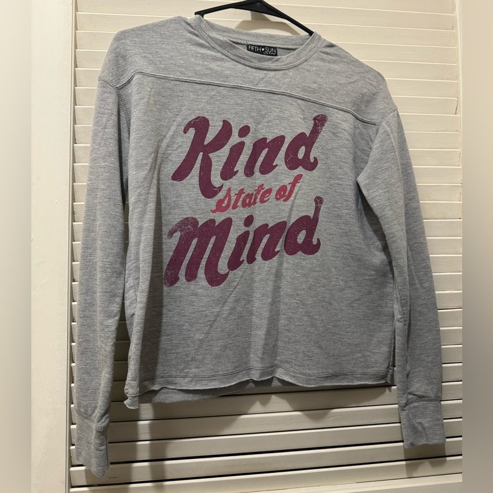 Women’s Long Sleeve Gray Tee “Kind State of Mind” from FIFTH SUN